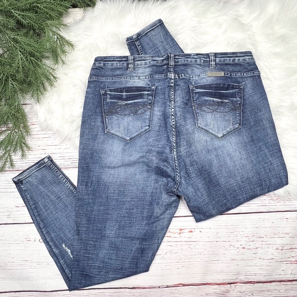 👖|•COWGIRL TUFF•| Road Trip Skinny Jeans Plus Size 40x31👖 - Picture 3 of 8